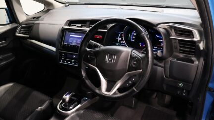 2015 Honda Fit Hybrid L Package image 324189