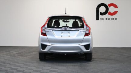 2014 Honda Fit Hybrid F-Package image 321931