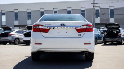 2013 Toyota Camry F hybrid , E seats, Push start image 321146