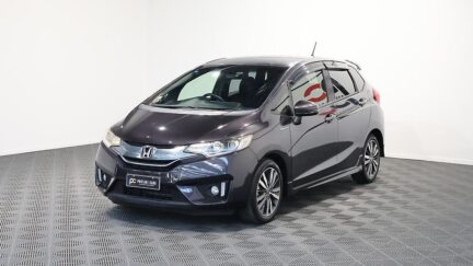 2015 Honda Fit Hybrid S Pkg image 325143
