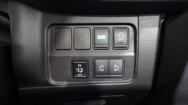 2016 Nissan Serena Highway Star image 321832