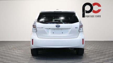 2012 Toyota Prius ALPHA HYBRID 7 Seater image 324114
