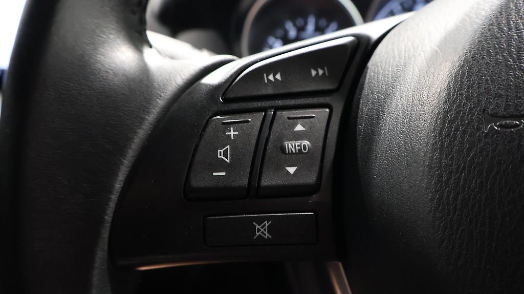 2013 Mazda Cx-5 20S/ Steering Wheel Controls/ Reverse Camera image 325592