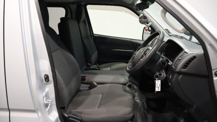 2021 Toyota Hiace image 324143