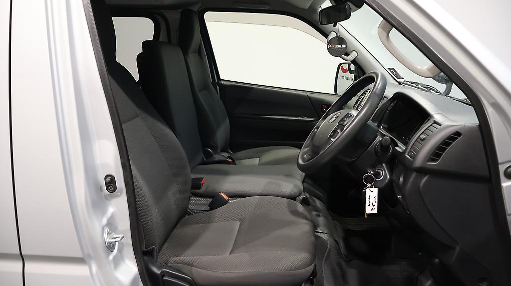 2021 Toyota Hiace image 324143