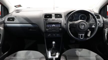 2013 Volkswagen Polo TSI Comfortline Blue Motion image 322942