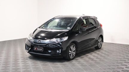 2015 Honda Fit Hybrid S-Package image 326537