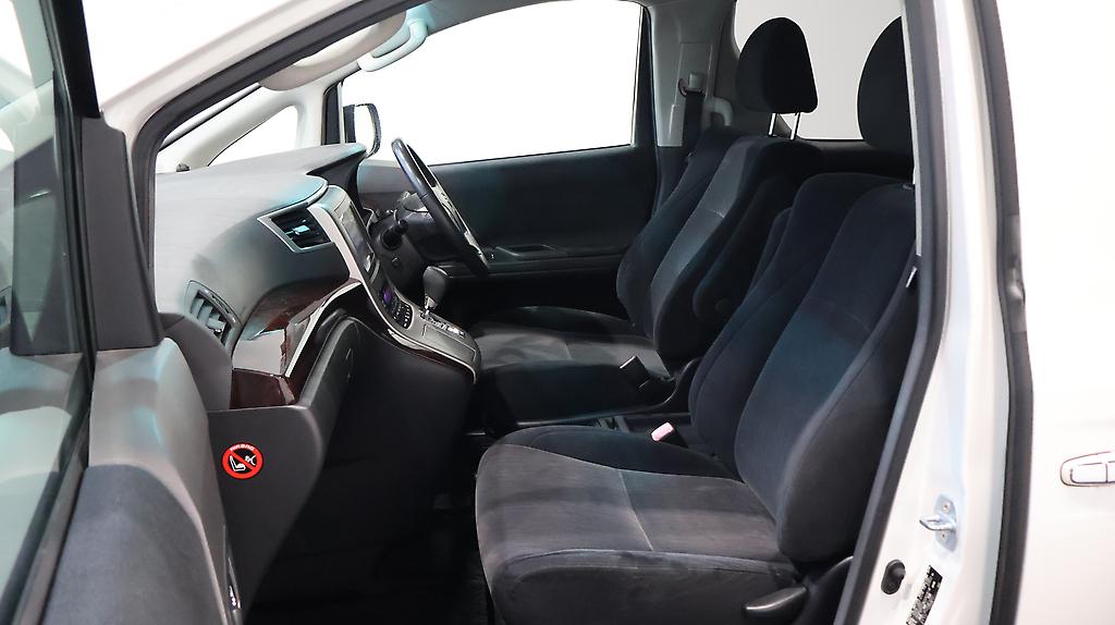 2012 Toyota Vellfire 2.4Z image 323732