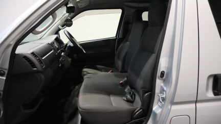 2021 Toyota Hiace image 324140