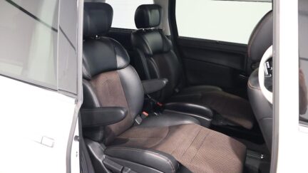 2012 Nissan Elgrand 2.5L Highway Star image 323988