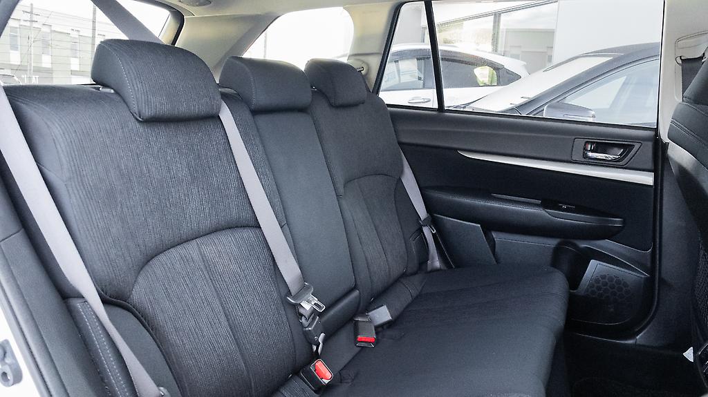 2012 Subaru Legacy 2.5i Touring wagon AWD image 326822