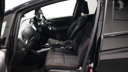 2015 Honda Fit Hybrid S-Package image 326542