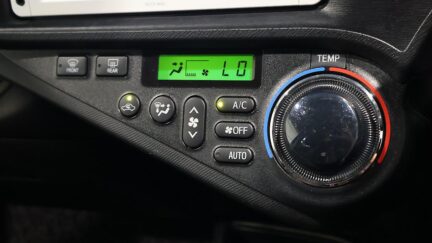 2012 Toyota Aqua Push Button Start image 323059