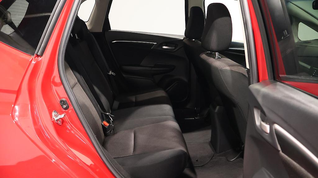 2015 Honda Fit Hybrid F-Package image 323870