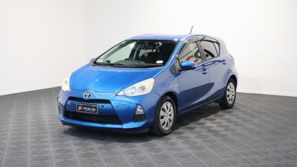 2012 Toyota Aqua Push Button Start image 323044