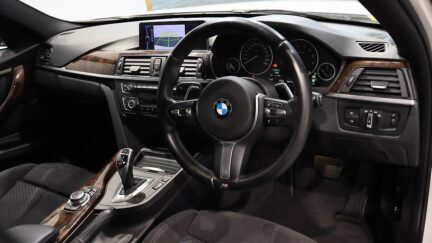 2012 Bmw 320i Motorsport image 325828