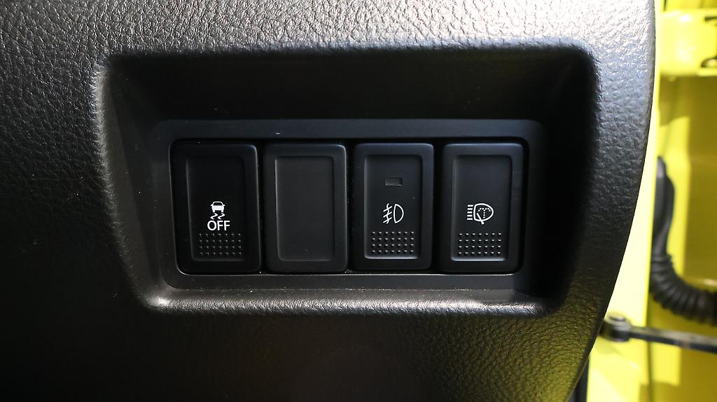 2012 Suzuki Swift NZ New SPORT 1.6 5DR 6MT image 321855