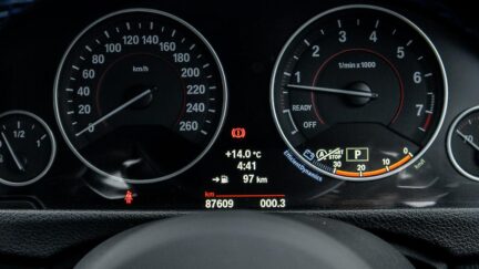 2014 Bmw 320i 320i M Sports , Parking sensors image 324923