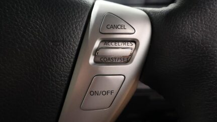 2014 Nissan Serena Highway Star S-Hybrid Advanced safety Package image 326418