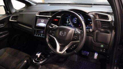 2015 Honda Fit Hybrid S Pkg image 325152