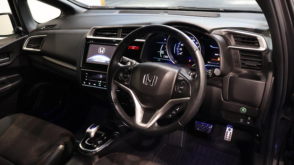 2015 Honda Fit Hybrid S Pkg image 325152