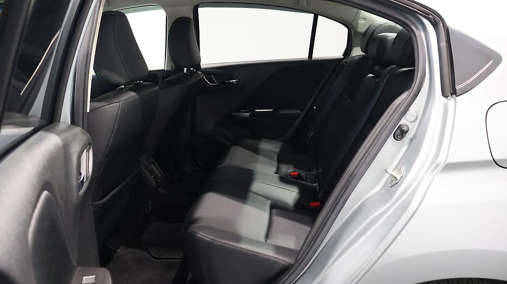 2014 Honda Grace image 324551