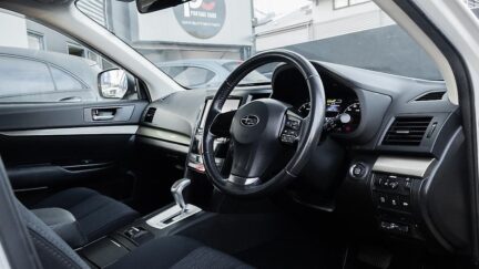 2012 Subaru Legacy 2.5i Touring wagon AWD image 326825