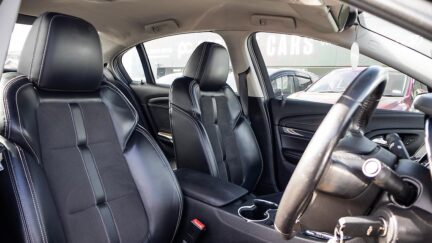 2013 Holden Commodore VF SV6 SDN AT NZ NEW Tints image 321177