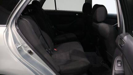 2004 Toyota Avensis image 326801