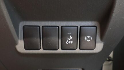 2012 Toyota Prius ALPHA HYBRID 7 Seater image 324128