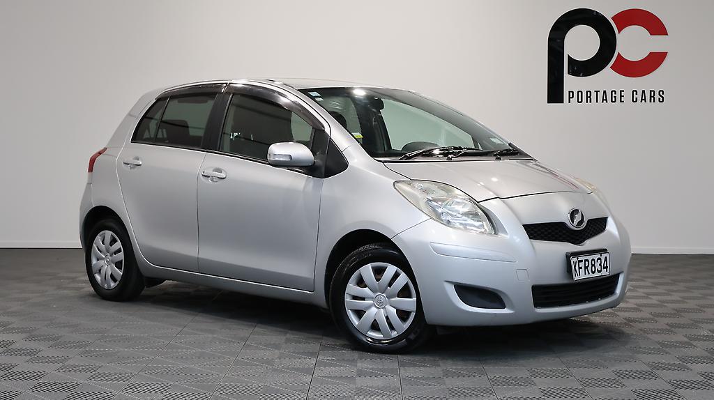 2010 Toyota Vitz image 325303