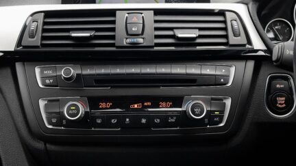 2013 Bmw 320i M sport image 326139