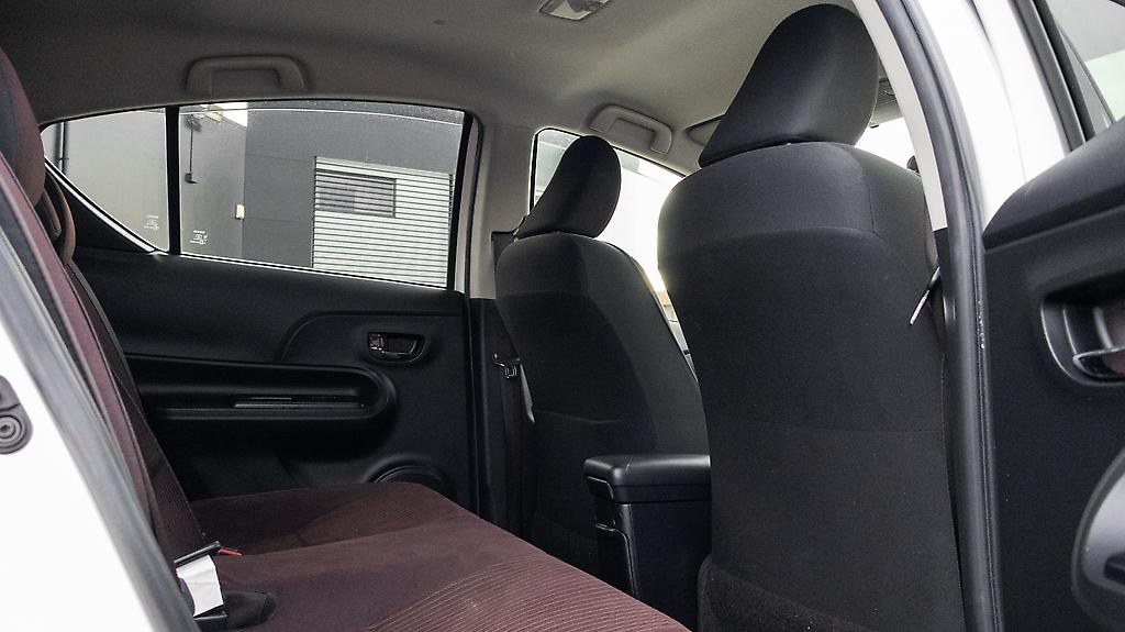 2014 Toyota Aqua G Model, Push Start, Reverse Camera, Cruise Control image 324248