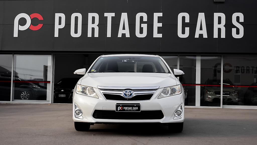 2012 Toyota Camry F hybrid , E seats, Push start image 323704