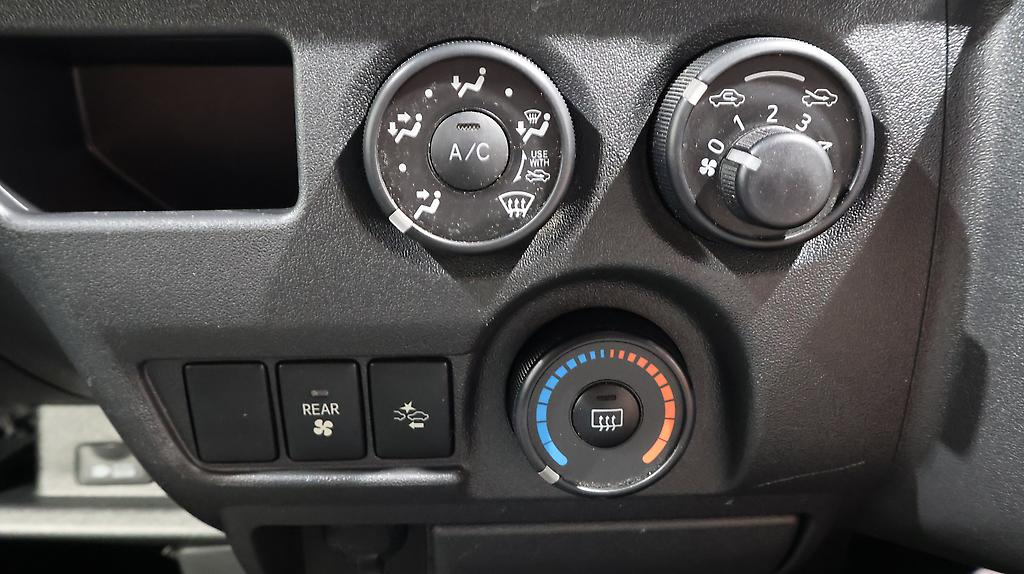 2019 Toyota Regius image 323430