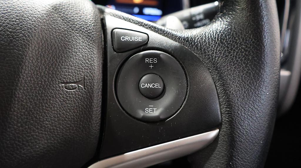 2015 Honda Shuttle Hybrid X image 323769