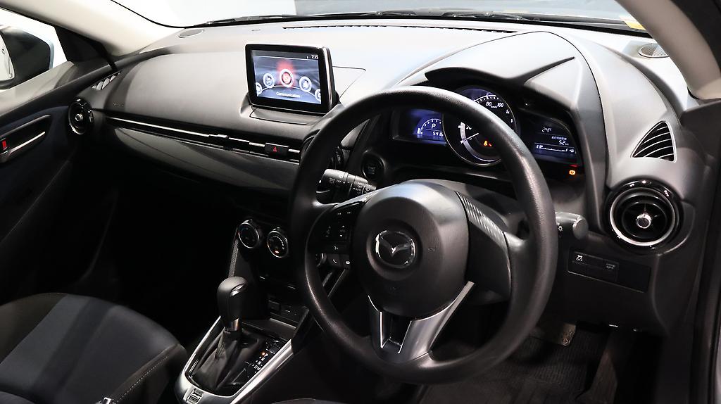 2015 Mazda Demio image 324417