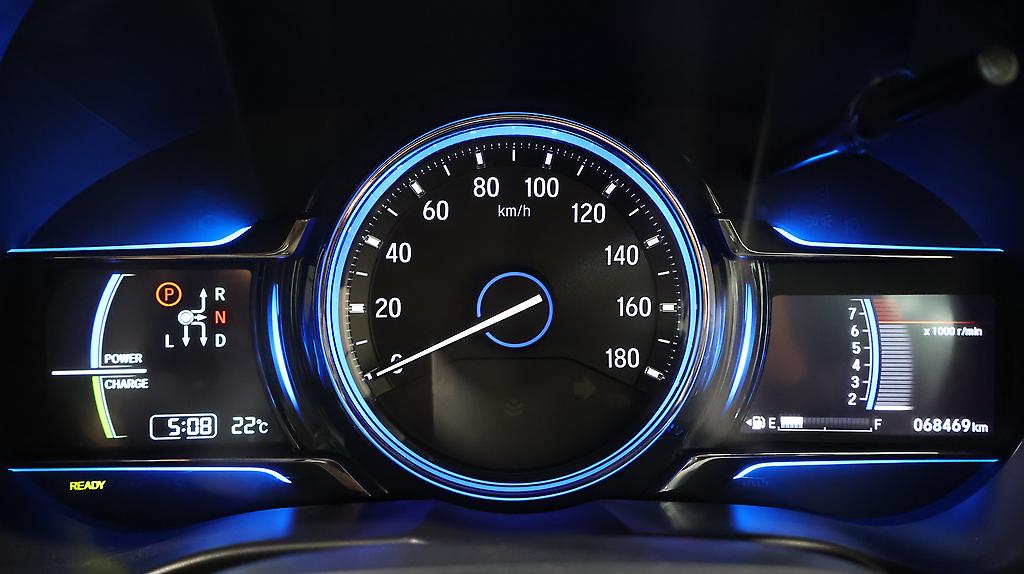 2015 Honda Grace Hybrid – Alloy Wheels image 323603