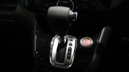 2014 Nissan Serena Highway Star S-Hybrid Advanced safety Package image 326415