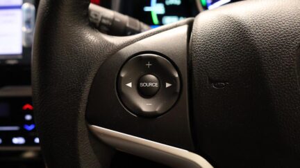 2015 Honda Fit Hybrid L-Package image 324018