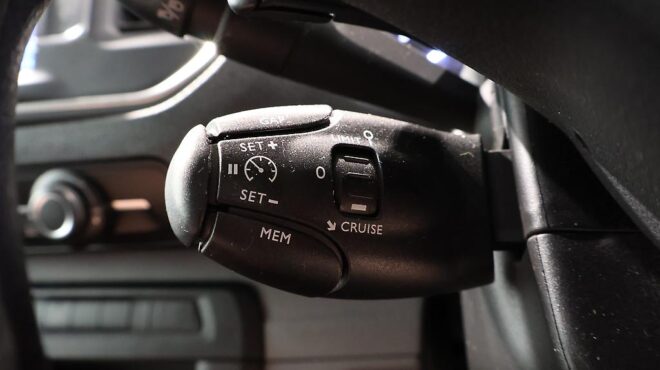 2023 Peugeot Expert MWB 2.0DT/8AT image 322336