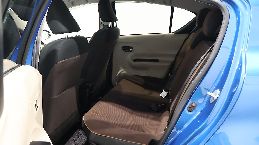 2012 Toyota Aqua Push Button Start image 323049