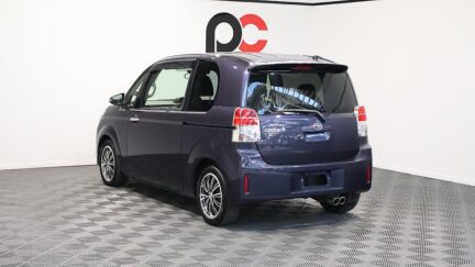 2012 Toyota Spade Alloy Wheels – Push Button Start image 326609