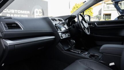 2015 Subaru Outback Limited AWD  Eyesight Leather image 324741