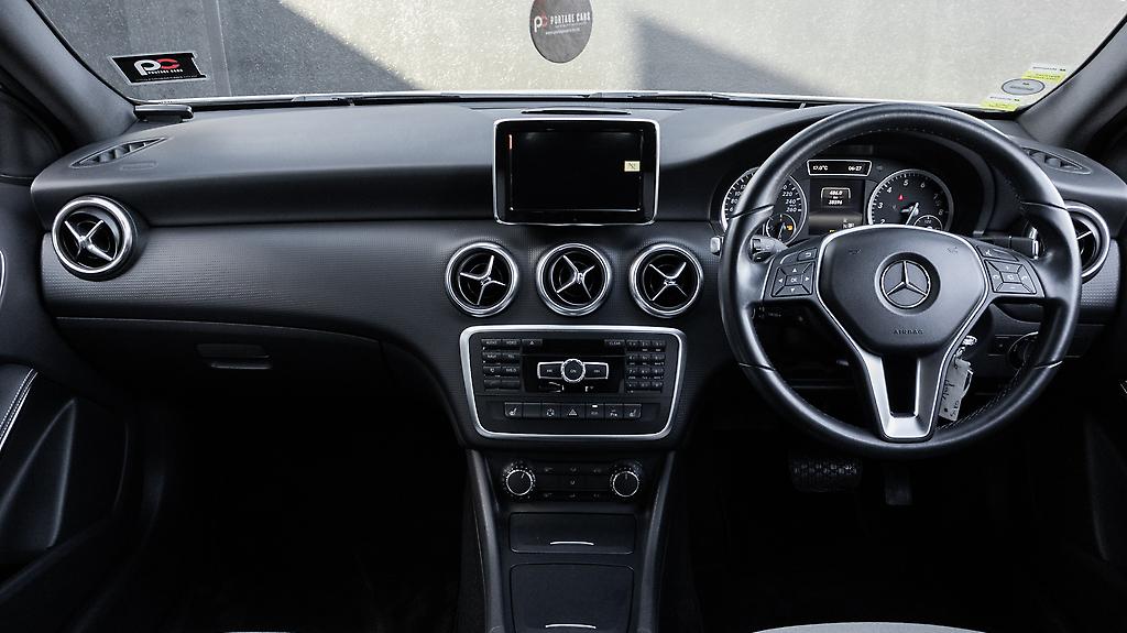 2014 Mercedes-benz A 180 Style Edition Half leather image 324666