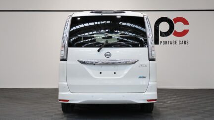 2014 Nissan Serena image 325876