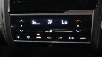 2013 Honda Fit Hybrid L Package image 323785