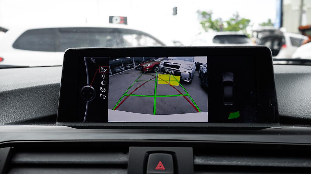 2012 Bmw 320i Leather PKG Sports Tints image 324695