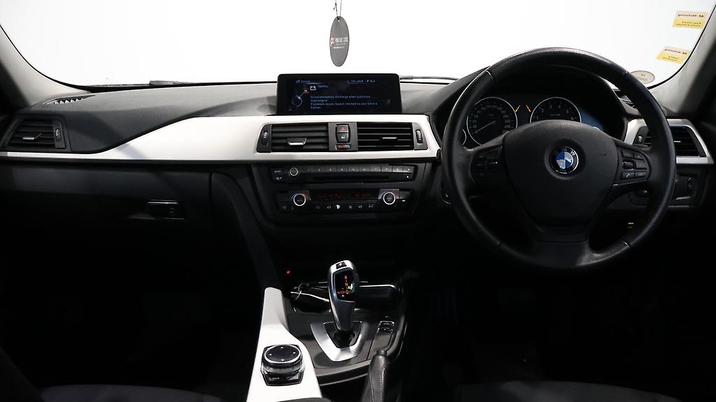 2014 Bmw 320i Low KMs Sedan image 325496