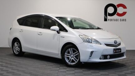 2012 Toyota Prius ALPHA HYBRID 7 Seater image 324109